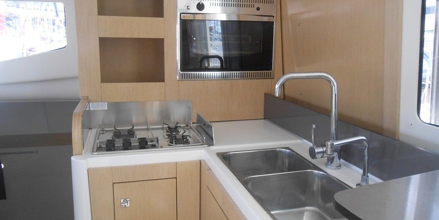 Fountaine Pajot 36 Mahé Evolution