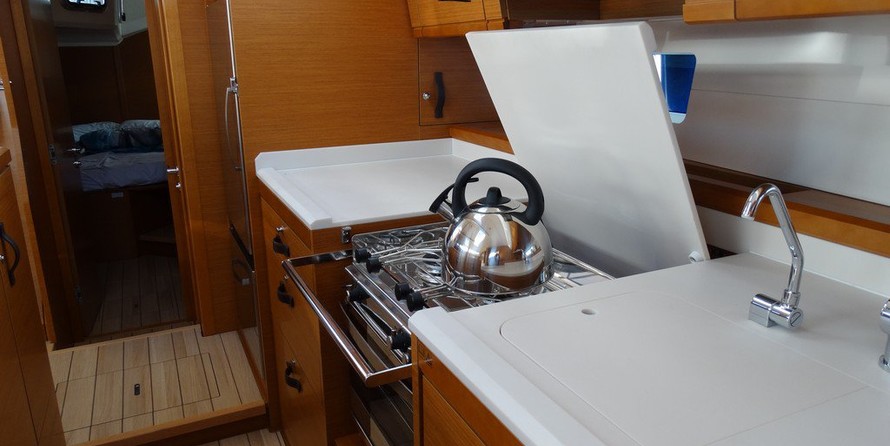 Jeanneau 54