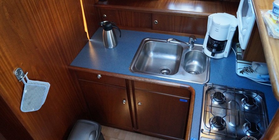 De Alm Almtrawler 1200 AD