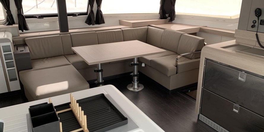Fountaine Pajot Elba 45