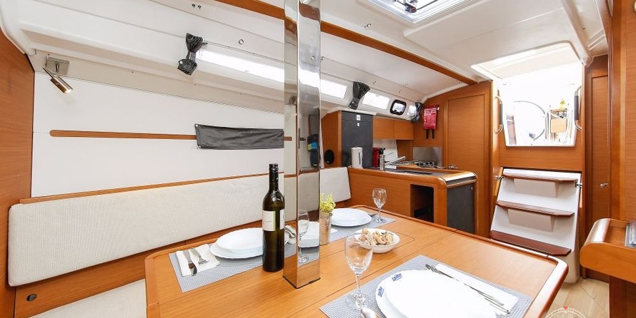 Jeanneau Sun Odyssey 349