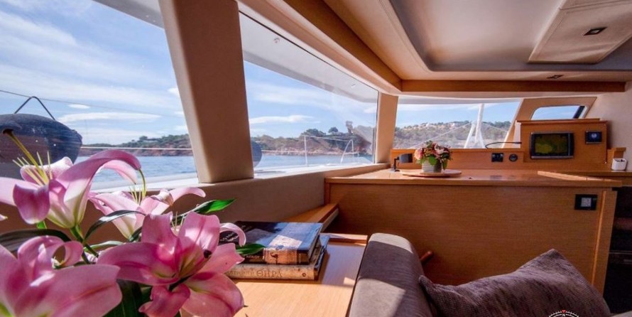 Fountaine Pajot Sanya 57