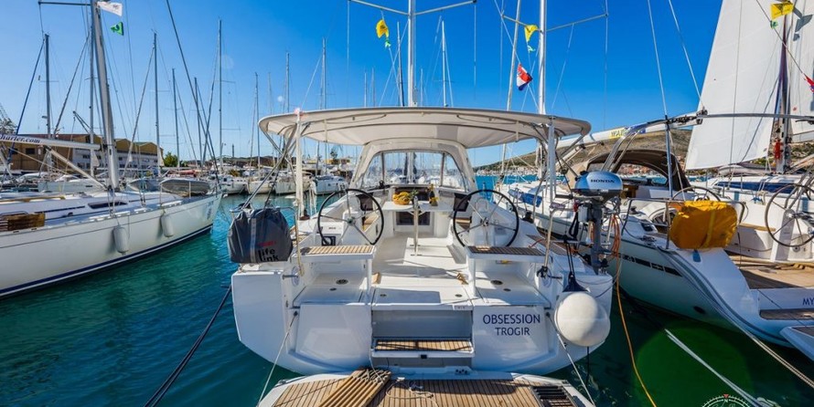 Beneteau Oceanis 38.1