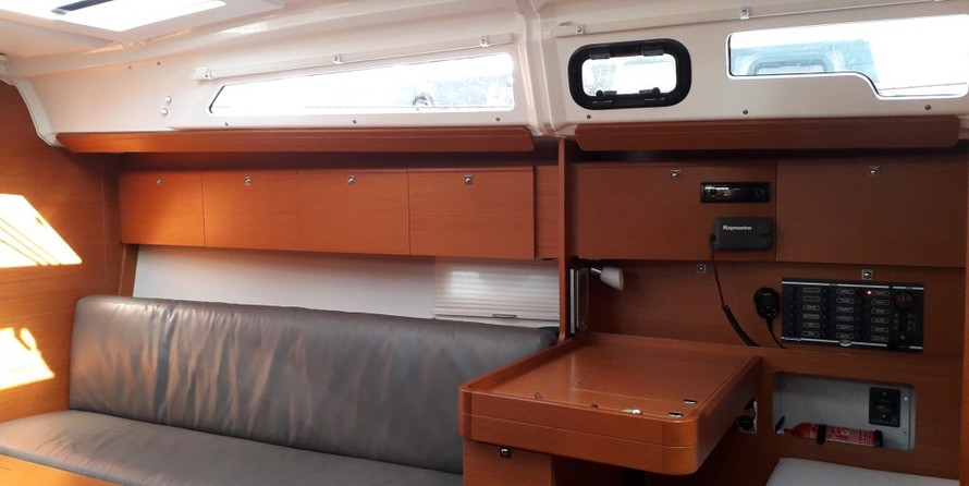 Dufour 360 Grand Large