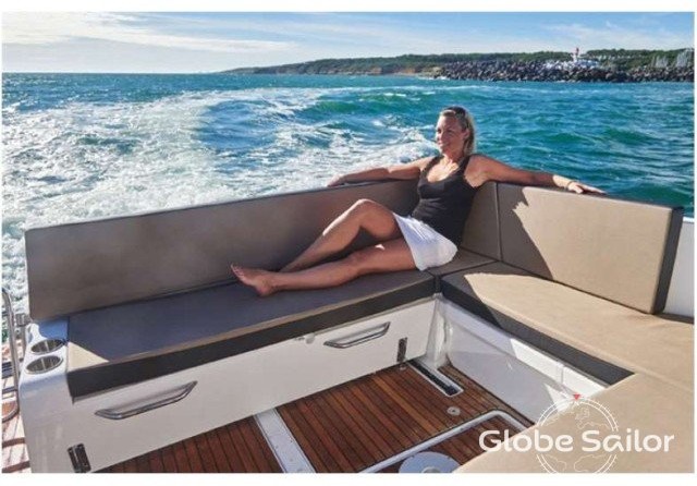 Jeanneau Merry Fisher 895