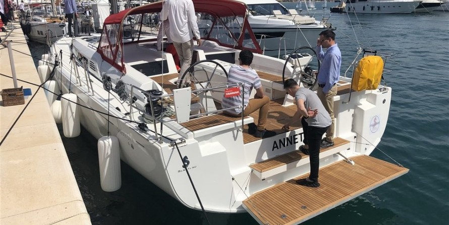 Beneteau Oceanis 51.1