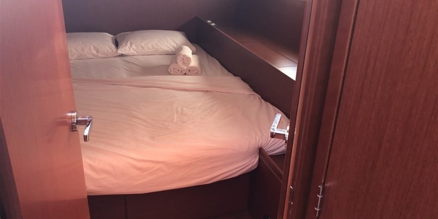 Beneteau Oceanis 51.1