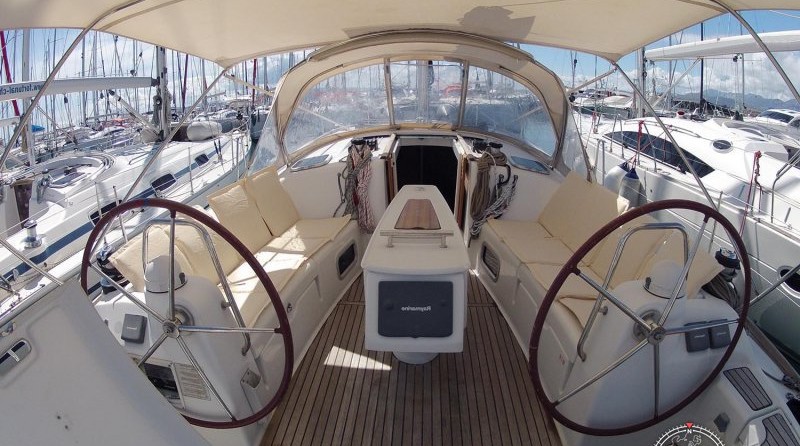 Beneteau Oceanis 43