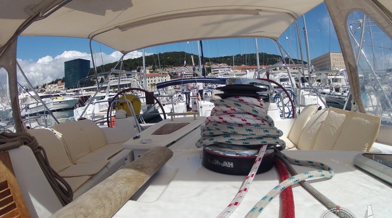 Beneteau Oceanis 43