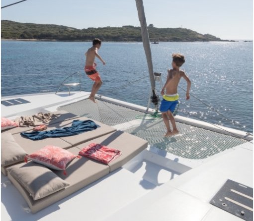 Fountaine Pajot Saona 47