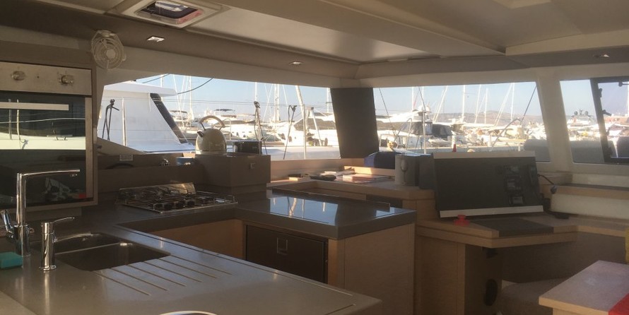 Fountaine Pajot Astréa 42