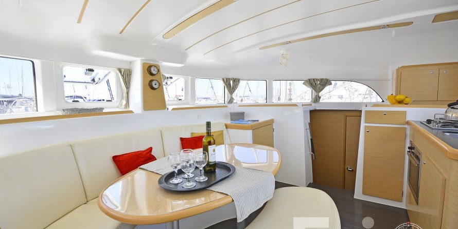Lagoon 380