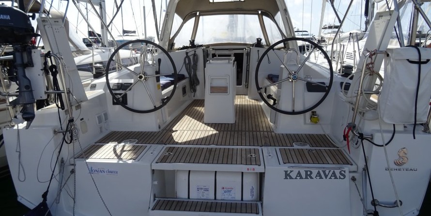 Beneteau Oceanis 38