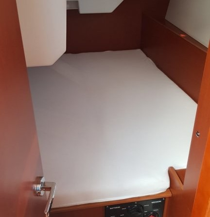 Beneteau Oceanis 38.1