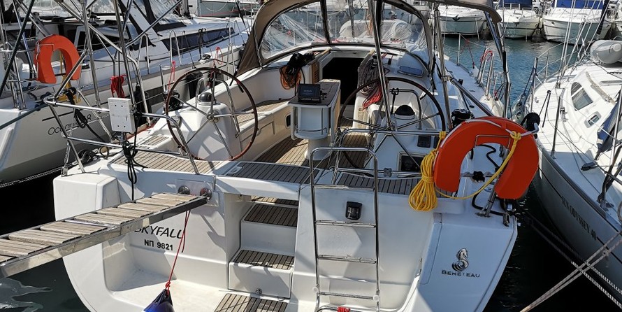 Beneteau Oceanis 43