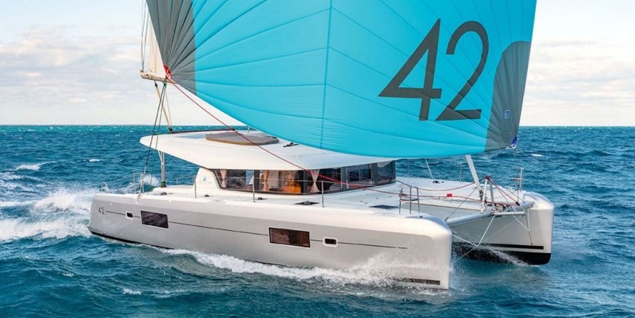 Lagoon 42