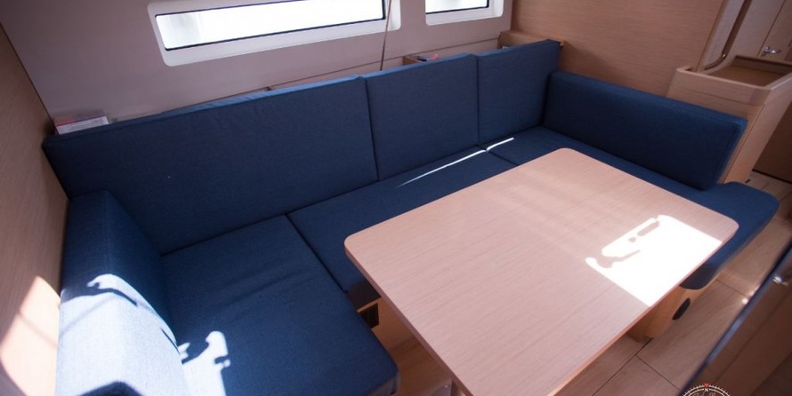 Jeanneau Sun Odyssey 440