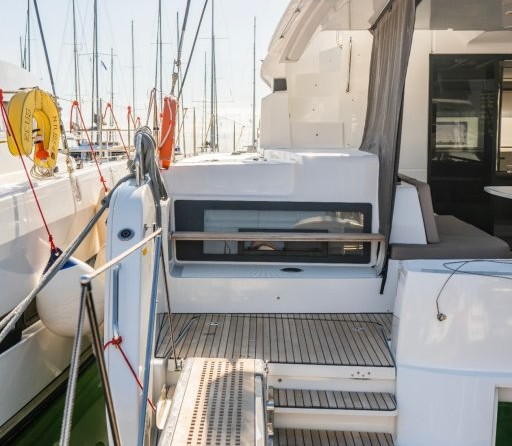 Lagoon 50