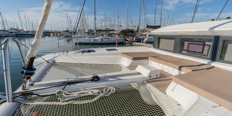 Lagoon 50