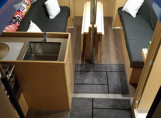 Beneteau Oceanis 35.1