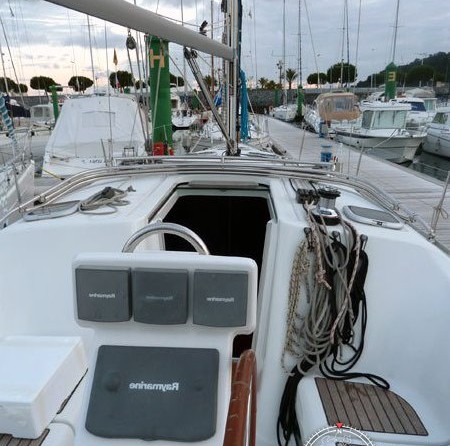 Beneteau 37
