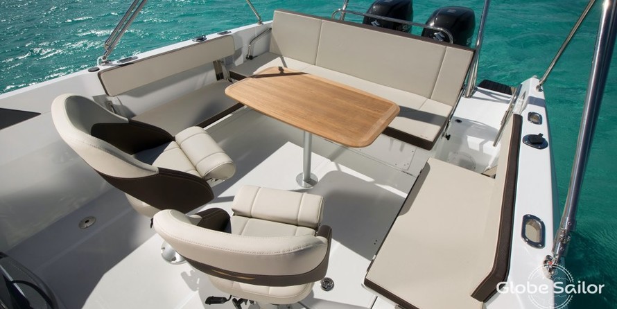 Beneteau Flyer 7.7 SUNdeck