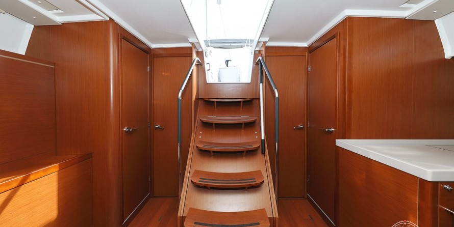 Beneteau Oceanis 51.1