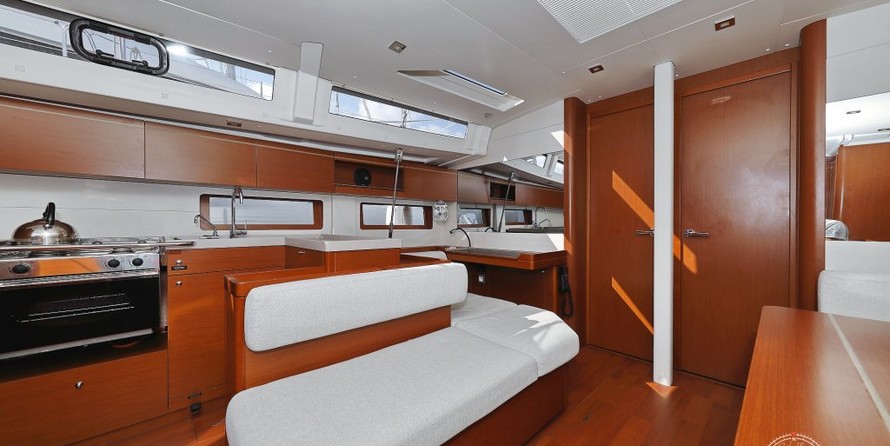 Beneteau Oceanis 51.1