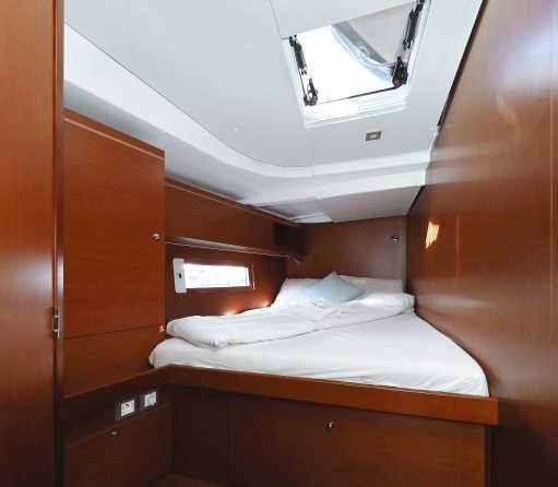 Beneteau Oceanis 51.1