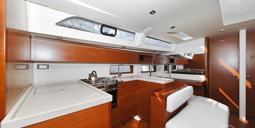Beneteau Oceanis 51.1