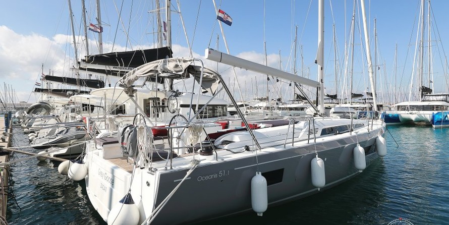 Beneteau Oceanis 51.1