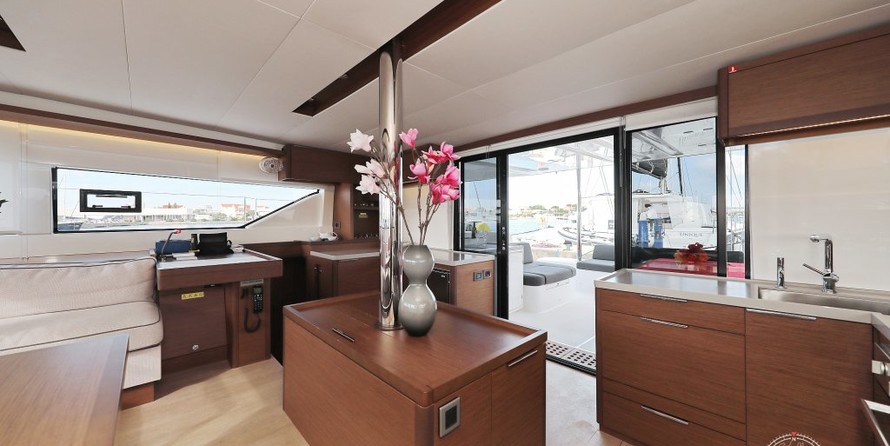 Lagoon 50