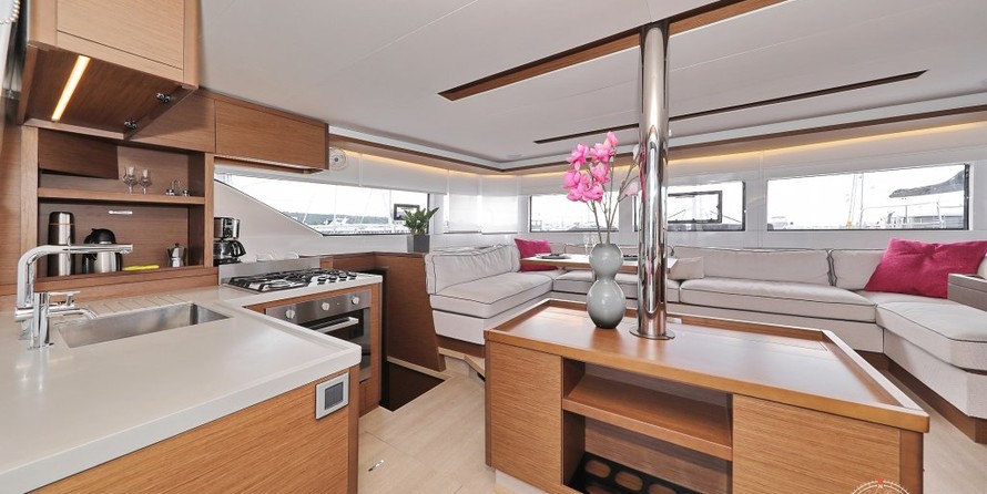 Lagoon 50