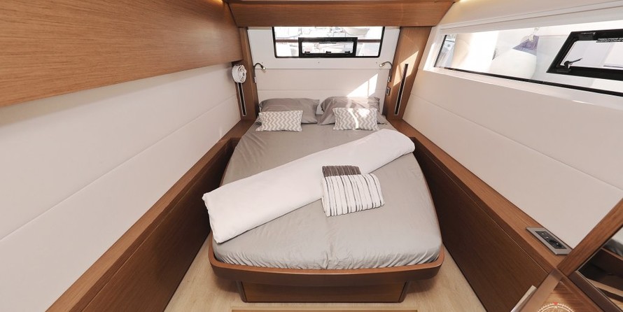 Lagoon 50