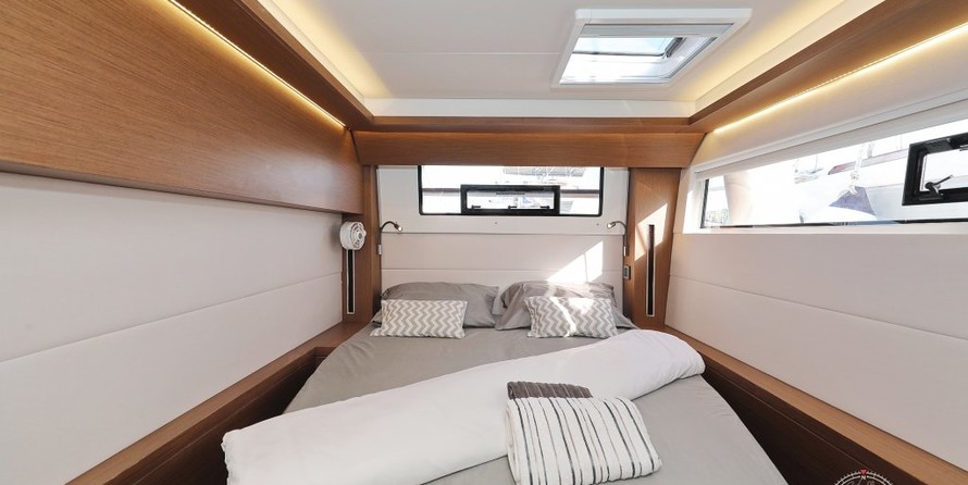 Lagoon 50