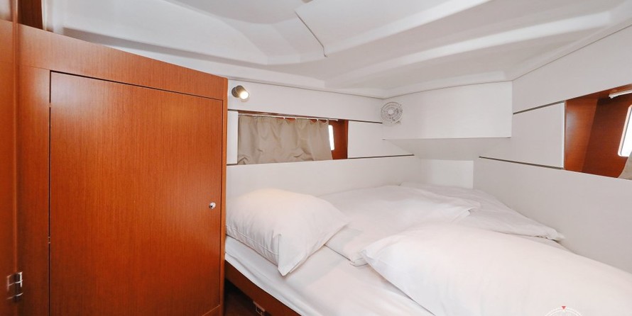 Beneteau Oceanis 35.1