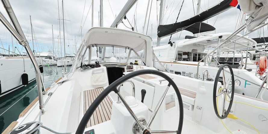 Beneteau Oceanis 35.1