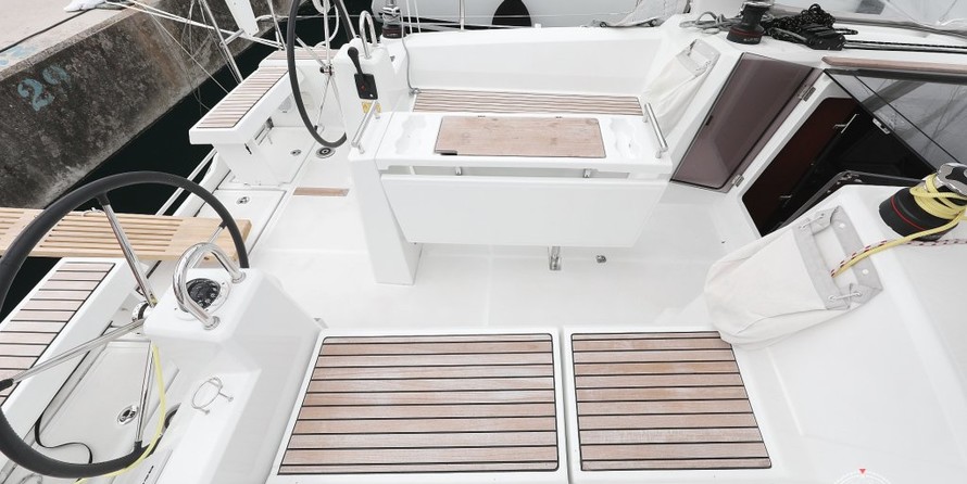 Beneteau Oceanis 35.1