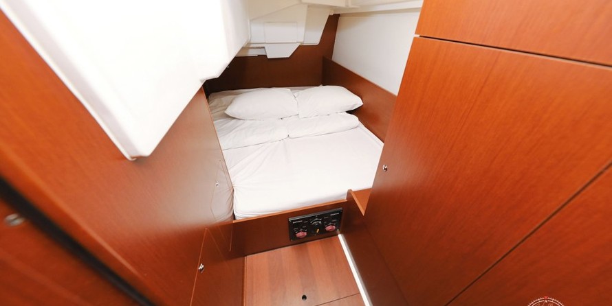 Beneteau Oceanis 35.1