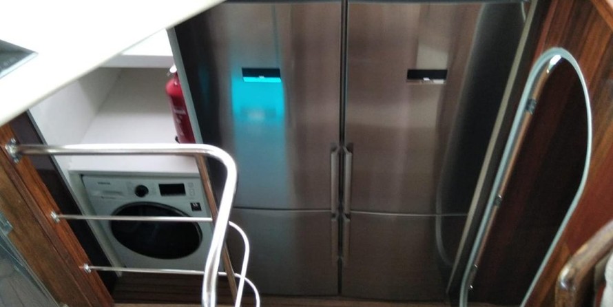 Fountaine Pajot Marquise 56