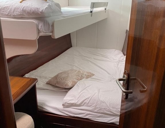 Fountaine Pajot Marquise 56