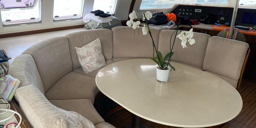 Fountaine Pajot Marquise 56