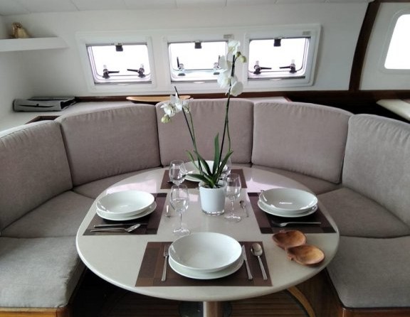 Fountaine Pajot Marquise 56