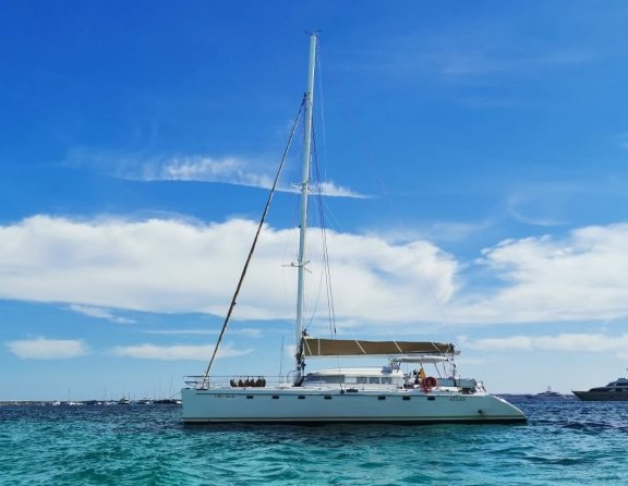 Fountaine Pajot Marquise 56