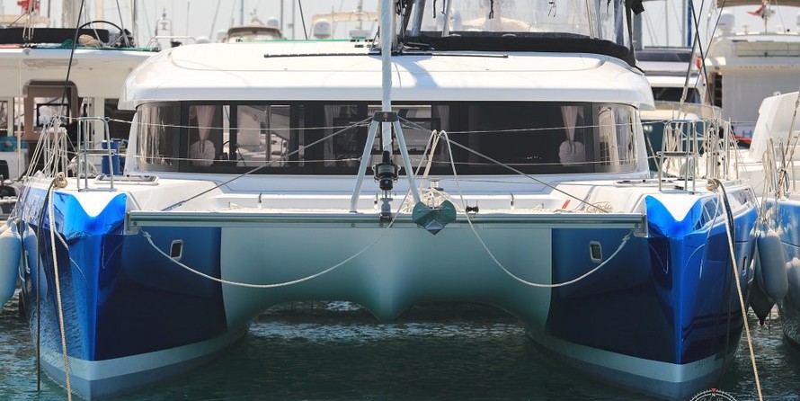 Lagoon 42