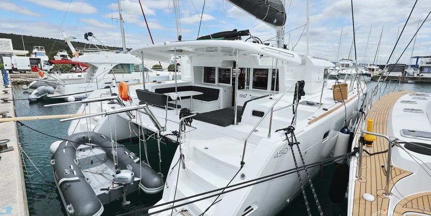 Lagoon 450