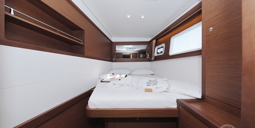 Lagoon 450