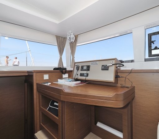 Lagoon 450