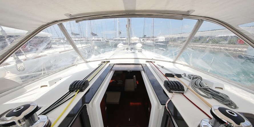 Beneteau Oceanis 48