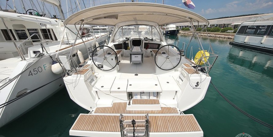 Beneteau Oceanis 48